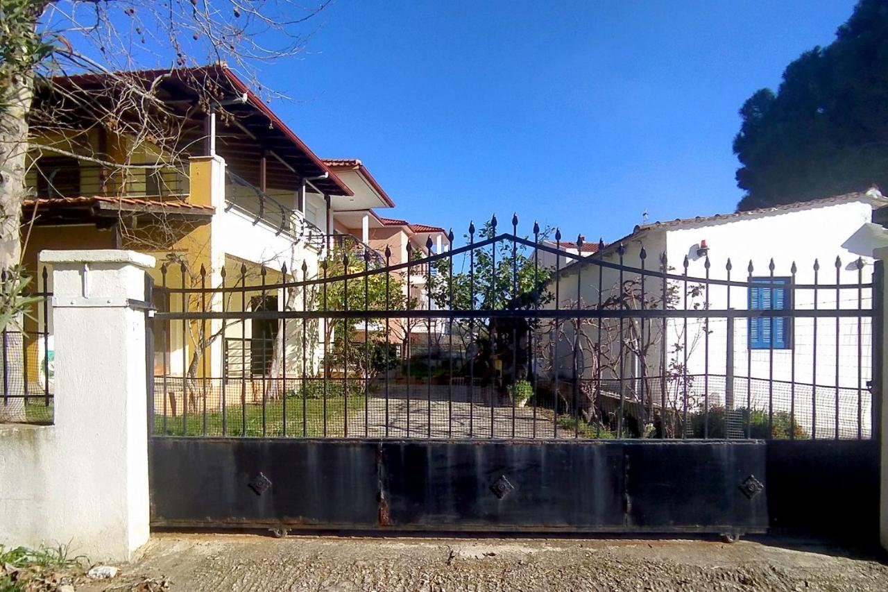 Nikiti Family House Villa Exterior photo